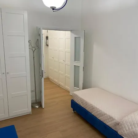 Apartment Ricomincio Da Tre Naples
