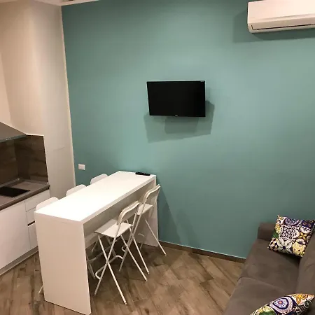 Domus Cordis Apartment Naples
