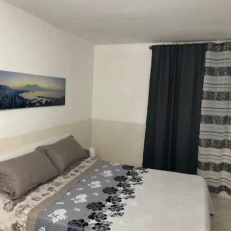 Casa Elena - Centro Naples