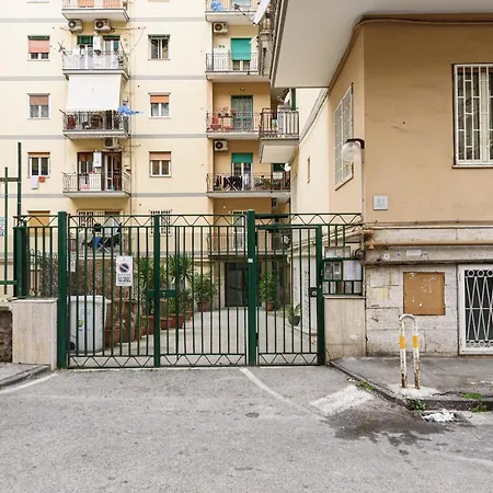 Appartamento Via Mario Ruta 31 Napoli