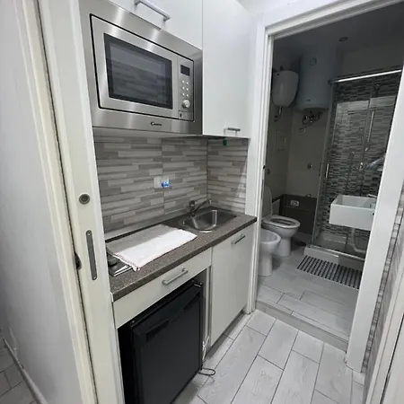 Smart's House Deluxe Spagnoli * Naples