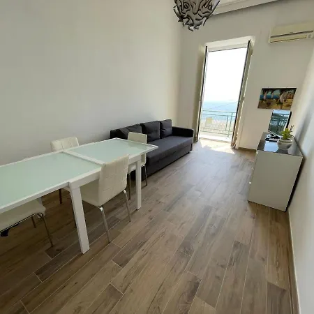 Appartamento Posillipo 336 *