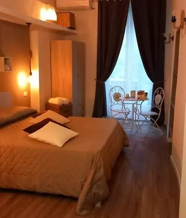 Holiday home Casa Myluna Centro Storico Naples