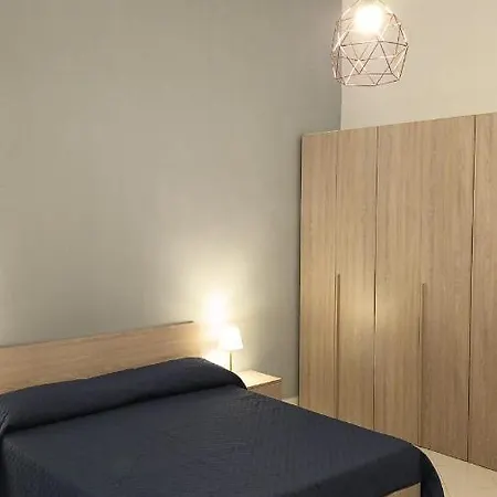 Liz House Toledo Apartment Naples