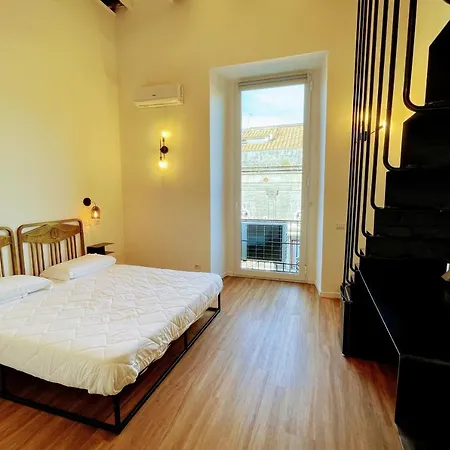 Tutt 'e Sant Luxury Gæstehus Napoli