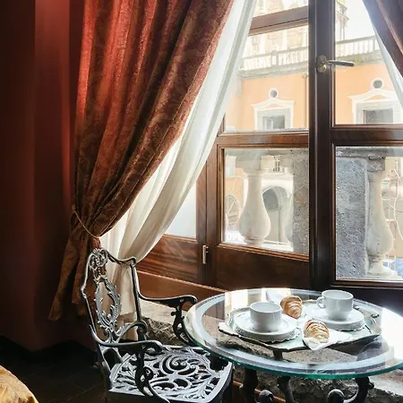 Carafa Di Maddaloni Residenza Di Charme Naples