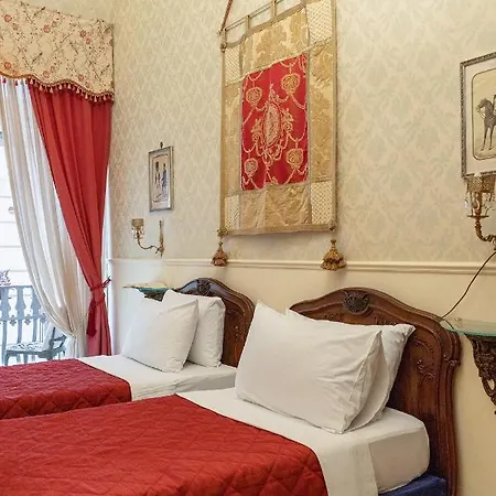 Carafa Di Maddaloni Residenza Di Charme 3* Neapel