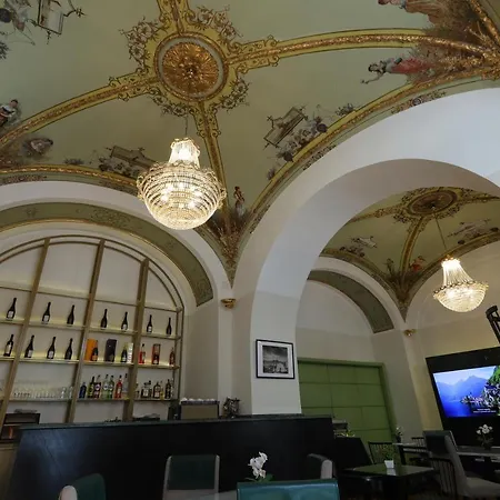 Il Salotto Della Regina Otel 3*