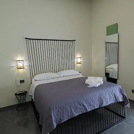 Otel Il Salotto Della Regina 3*