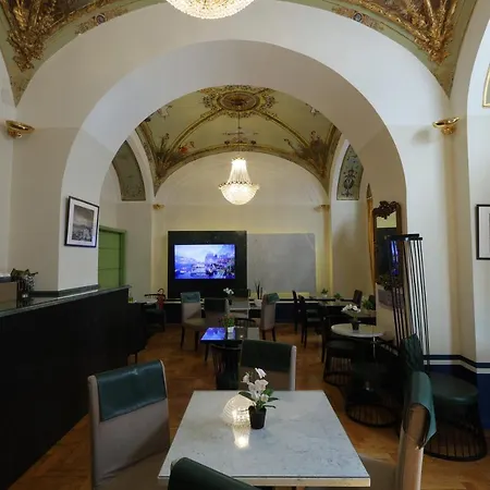 Il Salotto Della Regina Napoli