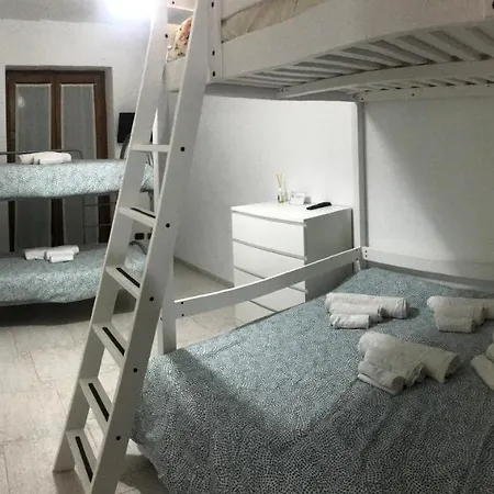 Guest house La Dimora Di Bronzo