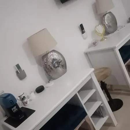 Apartment Tinnyhouse *