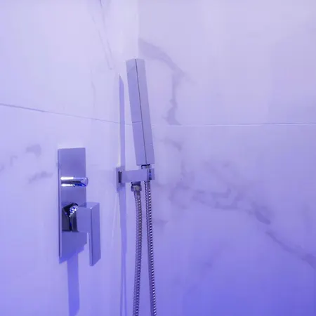 Sotterranea Con Vasca Idromassaggio Διαμέρισμα Νάπολη