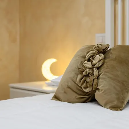 La Magnifica Gold House Apartment *