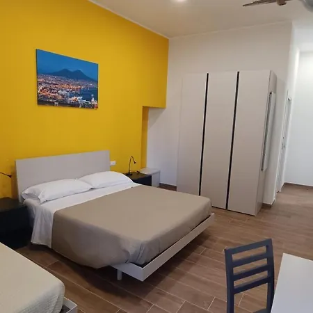 Apartment Terminal 1 Naples