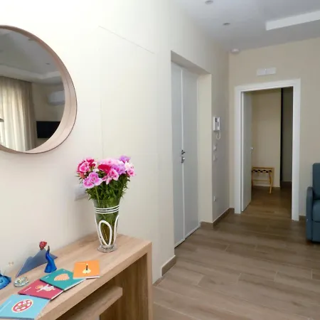 Salotto Vomero 7 Appartement *