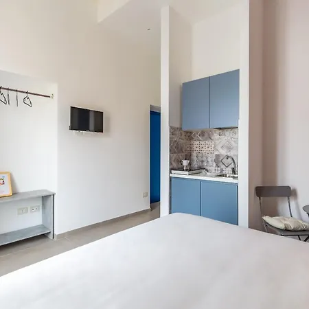 Maria's Bright Flats At The Cathedral Apartment Naples