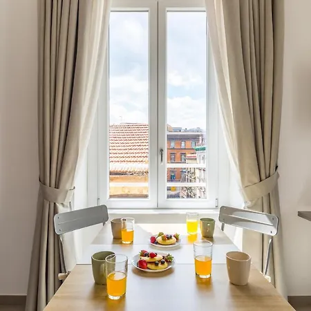 Maria's Bright Flats At The Cathedral Apartment Naples