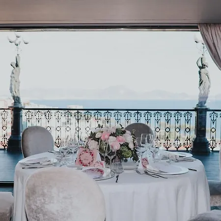 Grand Parker's Hotel Neapel