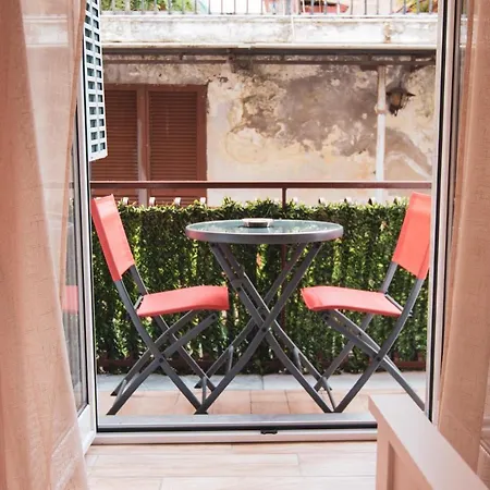 Casa Masaniello - In Historical Center Toledo Station * Naples