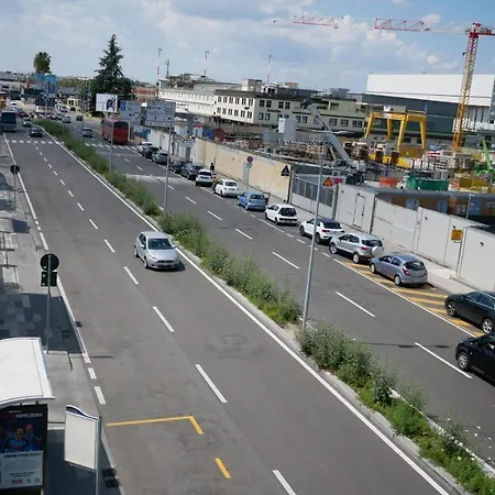 Apartment Terminal 1 Naples