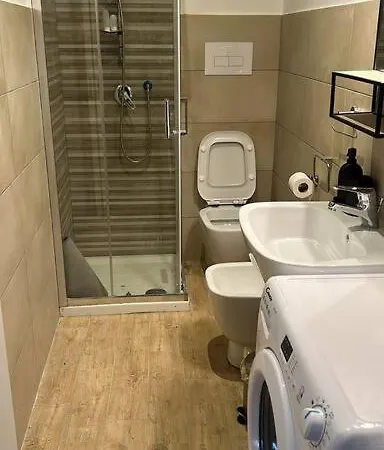 Apartment Casa Sandrili, Central Station Naples