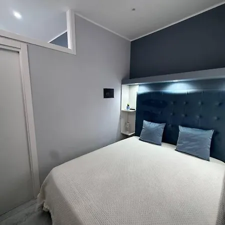 Nunu Santa Lucia Apartment *