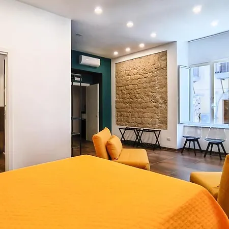 Casa Calu Castel Dell'ovo Bed & Breakfast Naples
