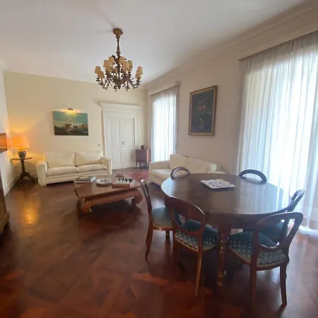 Royal In San Domenico Maggiore * Napoli