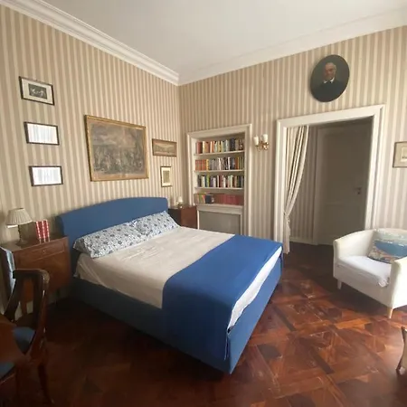 Royal In San Domenico Maggiore Apartamento Nápoles