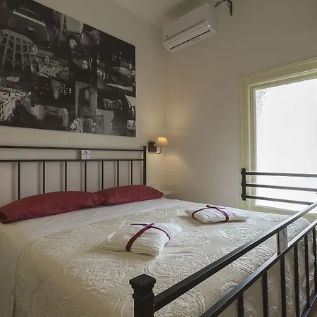 Napoli Hostal