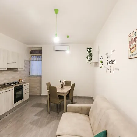 Habitat: Luxury Centro * Neapol
