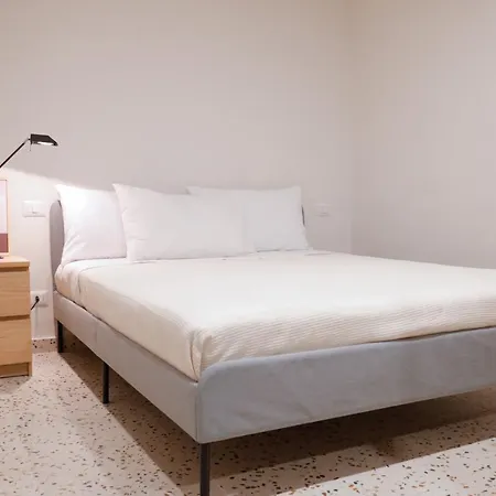 Retrophilia Bed & Breakfast *