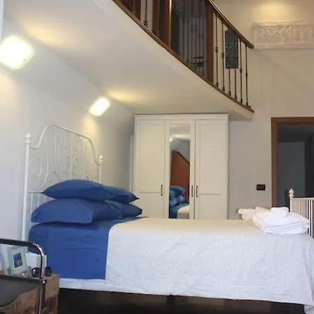 Nautilus Apartment *