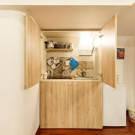 Nautilus Apartment *