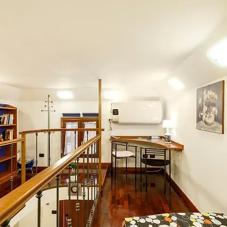 Nautilus Naples