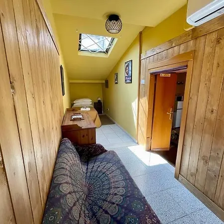 Apartment Spaccanapoli Top, Your House In The Old Town Naples