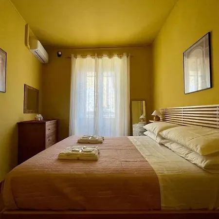 Spaccanapoli Top, Your House In The Old Town Apartment *