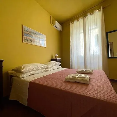 Apartment Spaccanapoli Top, Your House In The Old Town