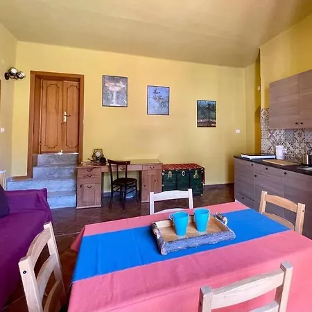 Spaccanapoli Top, Your House In The Old Town * Naples