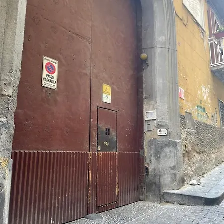 Apartment Spaccanapoli Top, Your House In The Old Town *