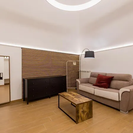 Exclusive Parking Flat X 4 Near Metro 1 Salvator Rosa Naples