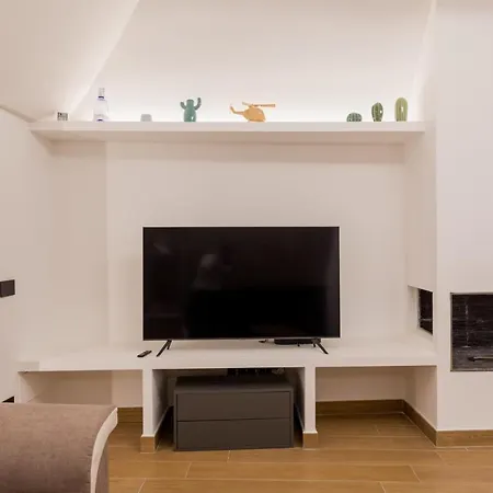Exclusive Parking Flat X 4 Near Metro 1 Salvator Rosa Apartment