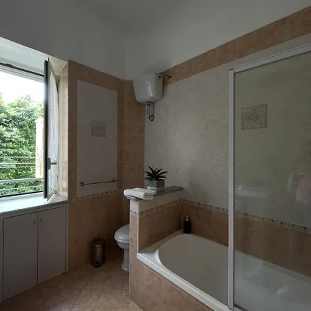 Bottiglieri's Apartment *