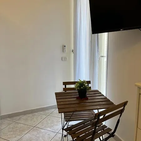 Bottiglieri's Apartment