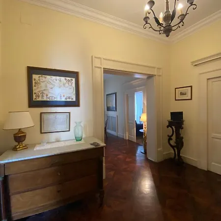Royal In San Domenico Maggiore Appartamento
