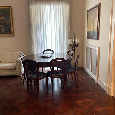 Royal In San Domenico Maggiore Appartamento