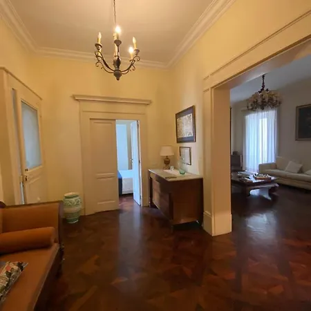 Royal In San Domenico Maggiore *