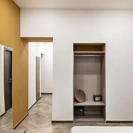 Toledo Lifestyle Guest house 2*
