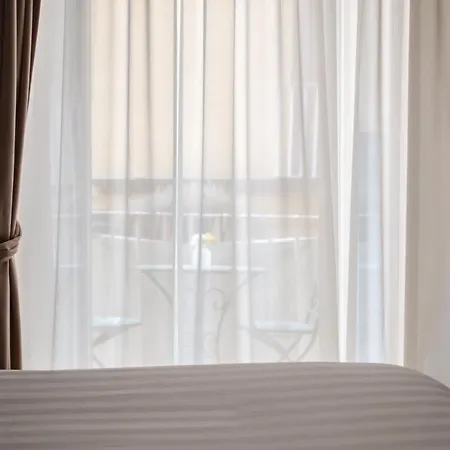 Toledo Lifestyle Guest house 2*